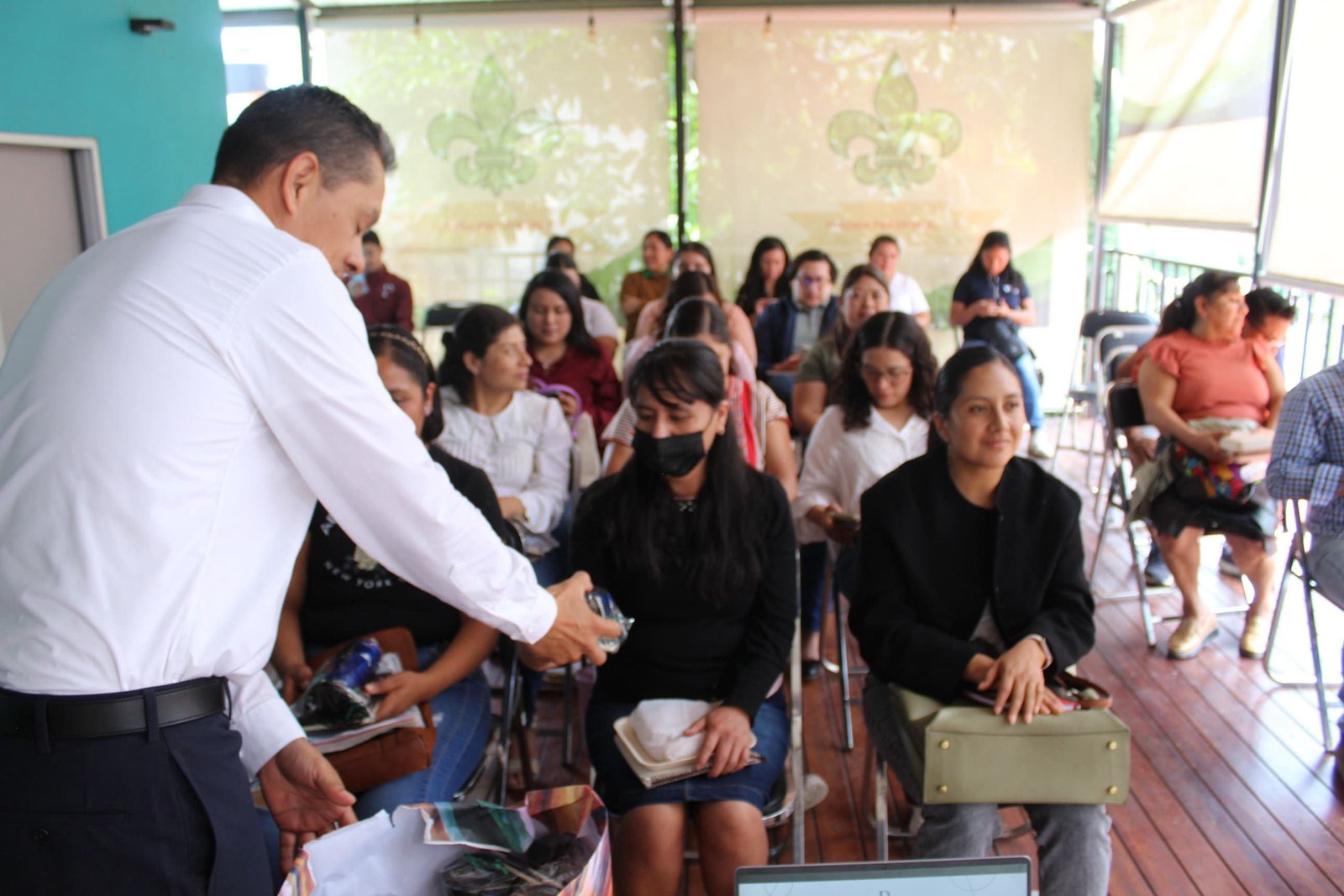 Mobirise Website Builder